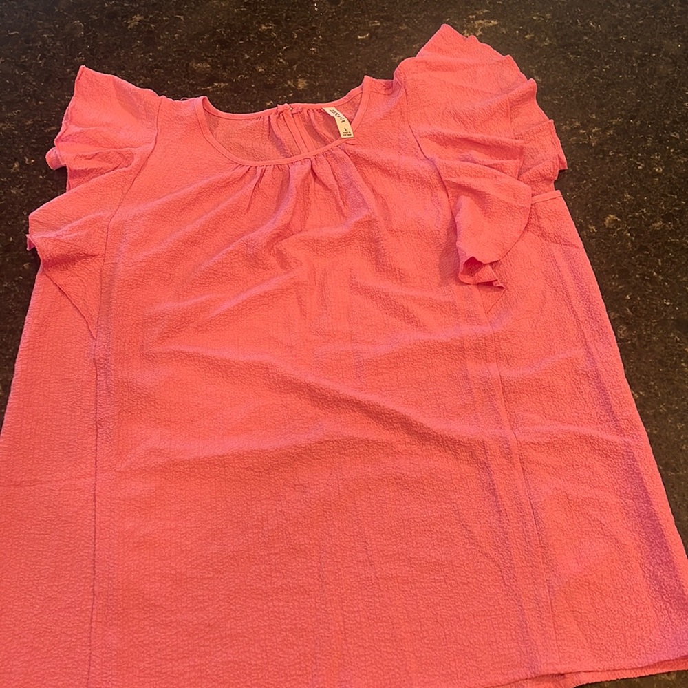 Zenana, size large, flutter sleeve light pink blouse